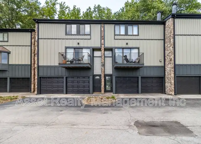 Property at 1960 Cherokee Bluff Dr, Knoxville, TN, 37920, 3 beds, 2.5 baths, [object Object]