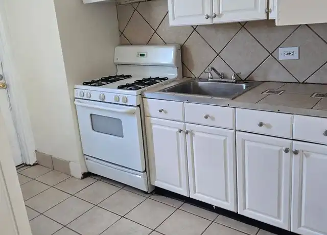 Property at 801 Louisiana Blvd SE Unit 2, Albuquerque, NM, 87108, 1 bed, 1 bath, [object Object]