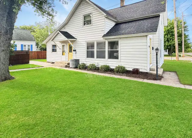 Property at 144 N Elm St, Zeeland, MI, 49464, 2 beds, 1 bath, [object Object]
