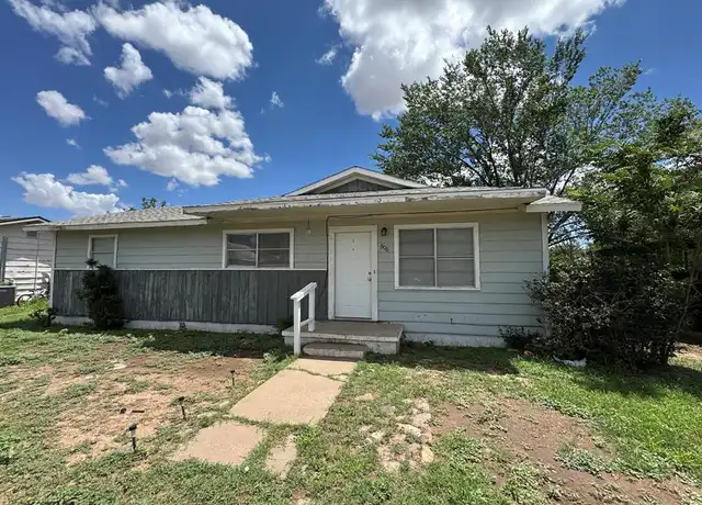 Property at 806 N 10th St, Alpine, TX, 79830, 3 beds, 1.5 baths, [object Object]