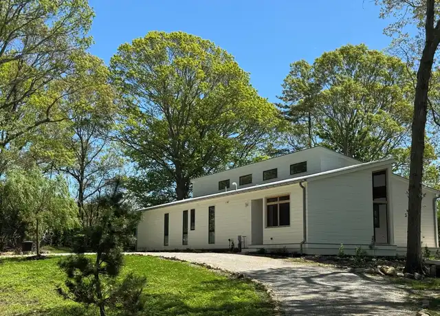 Property at 6710 Soundview Ave, Southold, NY, 11971, 4 beds, 2 baths, [object Object]