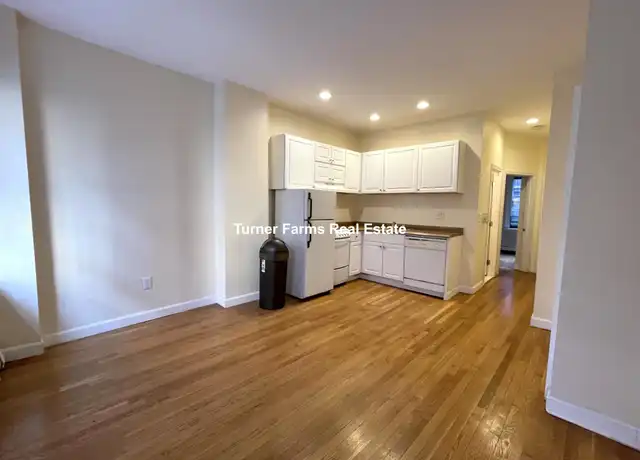 Property at 28 Phillips St Unit 1, Boston, MA, 02114, 2 beds, 1 bath, [object Object]