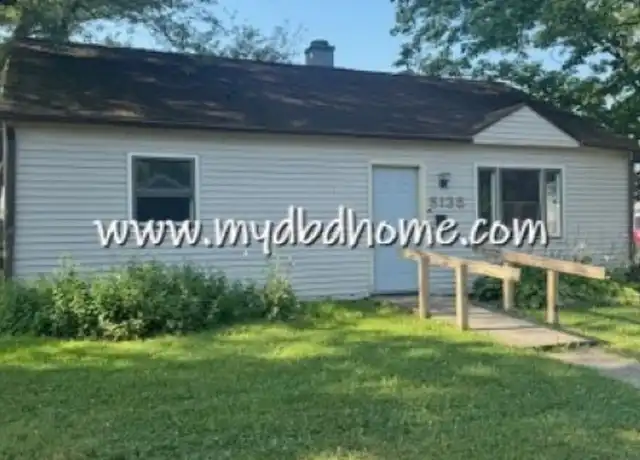Property at 5135 Oliver St, Fort Wayne, IN, 46806, 4 beds, 1 bath, [object Object]