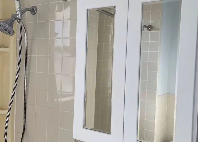 Property at 174-176 Tonnelle Ave Unit 08, Jersey City, NJ, 07306, 2 beds, 1 bath, [object Object]