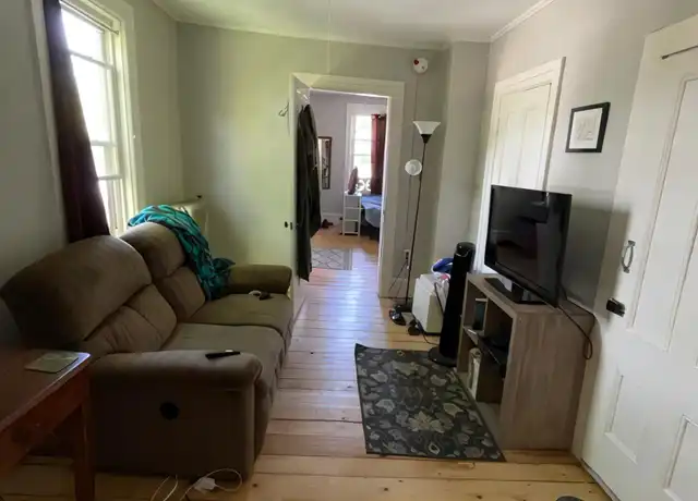 Property at 51 Loomis St Unit 3, Burlington, VT, 05401, 1 bed, 1 bath, [object Object]