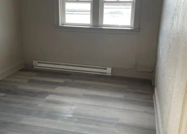 Property at 3901-3911 N 27th St #4, Milwaukee, WI, 53216, 2 beds, 1 bath, [object Object]