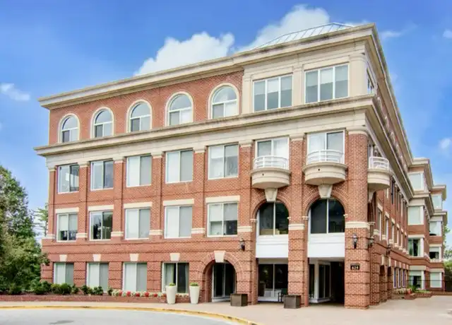 Property at 625 Slaters Ln #204, Alexandria, VA, 22314, 3 beds, 2 baths, [object Object]