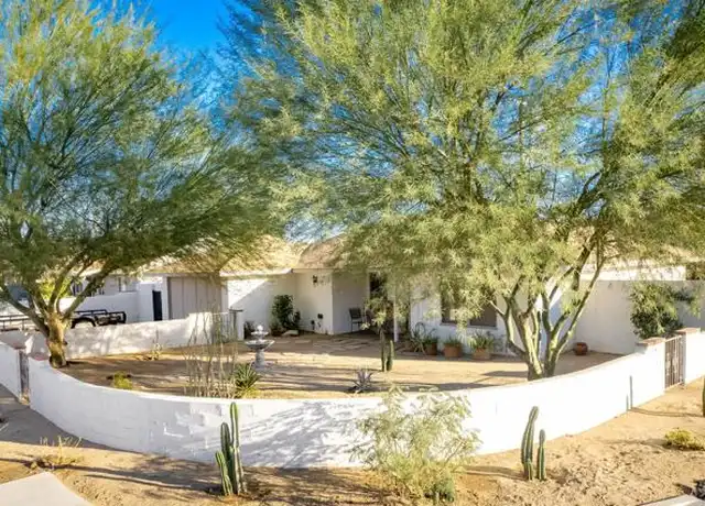 Property at 3713 E Calle San Antonio, Palm Springs, CA, 92264, 3 beds, 2 baths, [object Object]