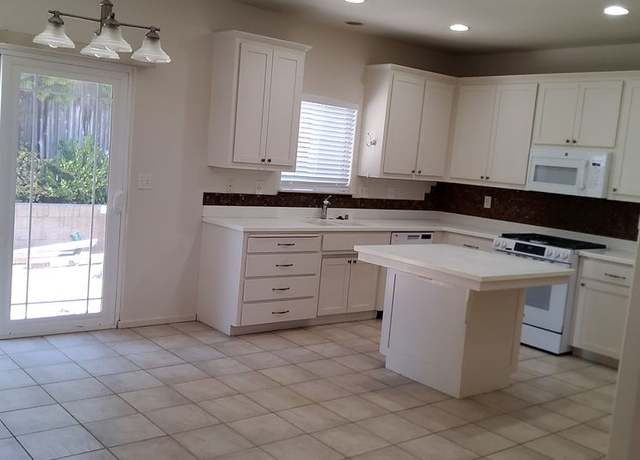 Photo of 1414 Blueberry Ave, Arroyo Grande, CA 93420