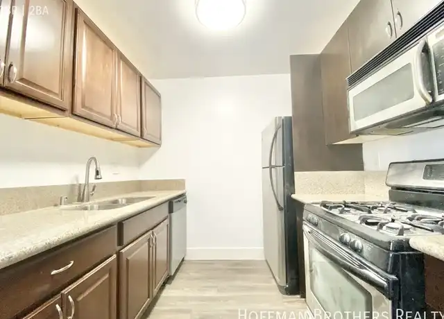 Property at 3105 S Durango Ave Unit 4, Los Angeles, CA, 90034, 3 beds, 2 baths, [object Object]