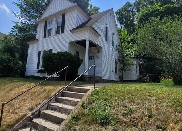 Property at 932 Crescent St NE, Grand Rapids, MI, 49503, 4 beds, 1.5 baths, [object Object]