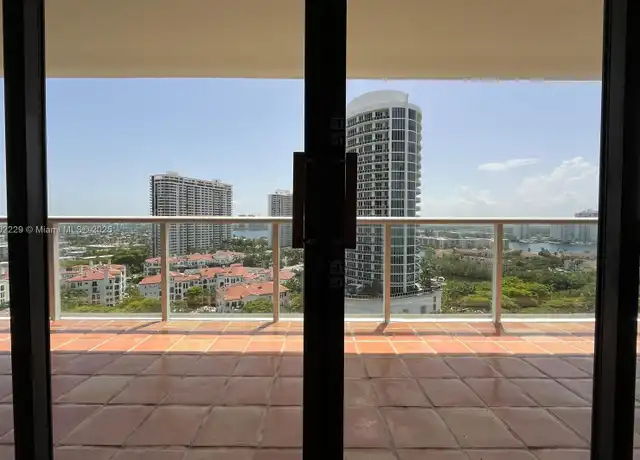 Property at 4000 Island Blvd #1703, Aventura, FL, 33160, 2 beds, 2 baths, [object Object]
