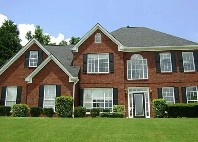 Property at 200 Ruby Forest Pkwy, Suwanee, GA, 30024, 5 beds, 3 baths, [object Object]
