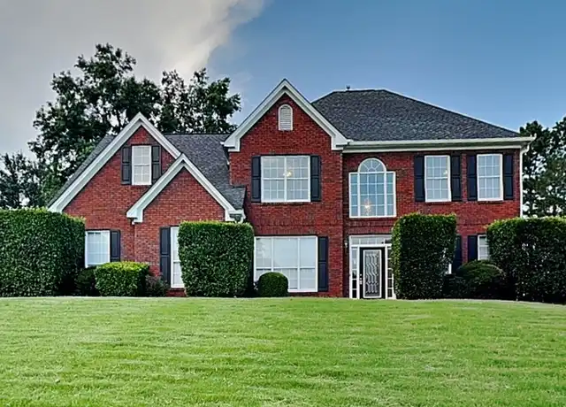 Property at 200 Ruby Forest Pkwy, Suwanee, GA, 30024, 5 beds, 3 baths, [object Object]