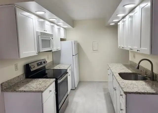 Property at 50 Aiken St #123, Norwalk, CT, 06851, 1 bed, 1 bath, [object Object]