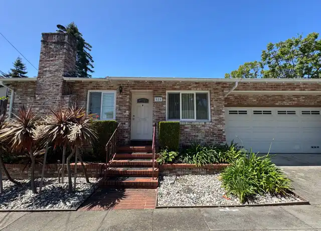 Property at 939 Capuchino Ave Unit 939, Burlingame, CA, 94010, 2 beds, 1 bath, [object Object]