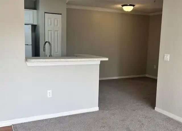 Property at 4200 Summer Landing Dr #205, Lakeland, FL, 33810, 2 beds, 1 bath, [object Object]