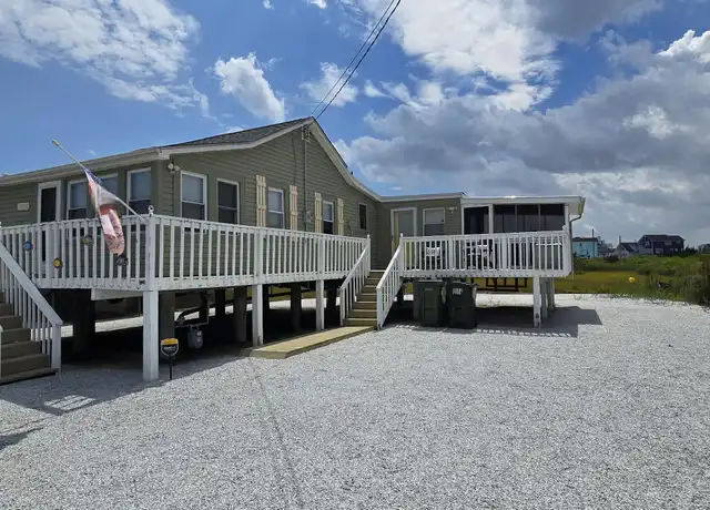 Property at 1022 S Green St, Tuckerton, NJ, 08087, 3 beds, 1 bath, [object Object]
