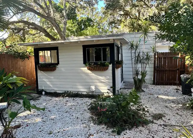 Property at 1230 35th St, Sarasota, FL, 34234, 1 bed, 1 bath, [object Object]