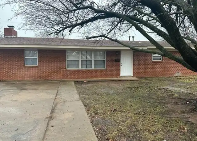 Property at 233 S Benjamin St, Stillwater, OK, 74074, 4 beds, 2 baths, [object Object]