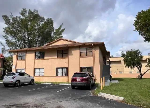 Property at 2745 W 66th St Unit 23-24, Hialeah, FL, 33016, 2 beds, 2 baths, [object Object]