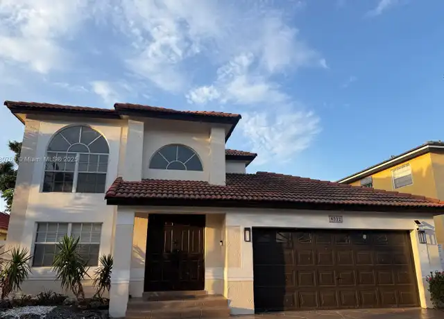 Property at 8332 NW 195th Ter, Hialeah, FL, 33015, 4 beds, 2.5 baths, [object Object]