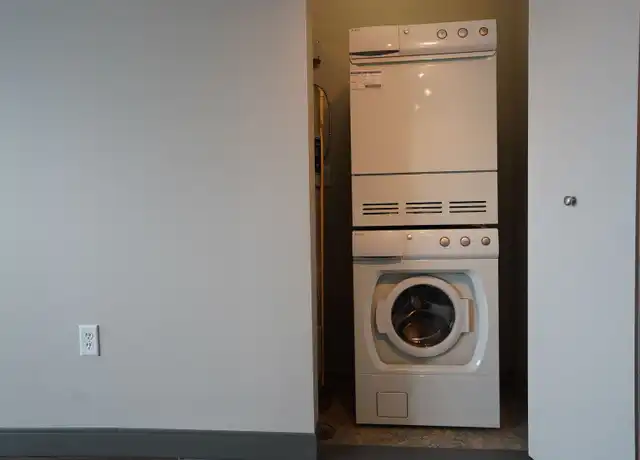 Property at 10 Commerce Ave SW Unit 1101, Grand Rapids, MI, 49503, 0 beds, 1 bath, [object Object]