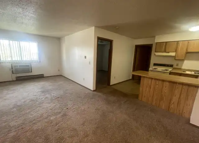Property at 1104 10th Ave N Unit 12, Onalaska, WI, 54650, 1 bed, 1 bath, [object Object]