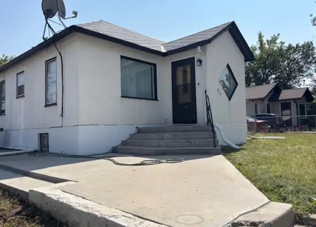Property at 829 S Washington St, Casper, WY, 82601, 4 beds, 2 baths, [object Object]
