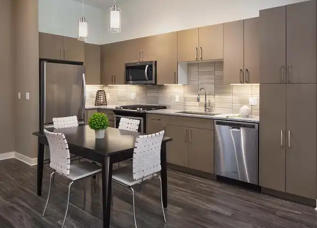 Property at Elan Yorktown - 50 Yorktown Shopping Ctr, Lombard, IL, 60148, 1-2 bed, 1-2 bath, [object Object]