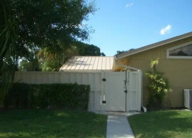 Property at 5374 Eagle Lake Dr, Palm Beach Gardens, FL, 33418, 2 beds, 2 baths, [object Object]