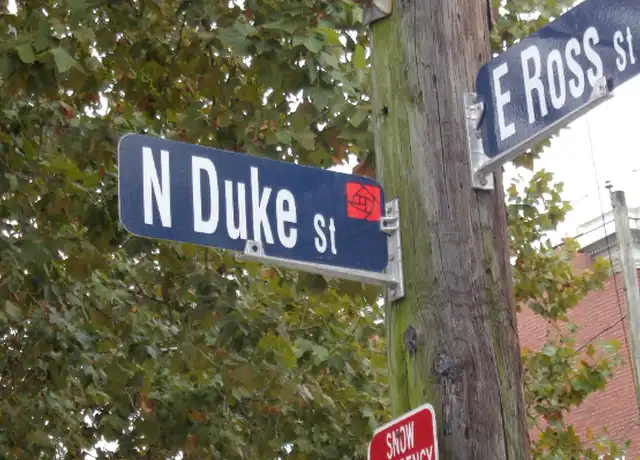 Property at 825 N Duke St Unit 2, Lancaster, PA, 17602, 2 beds, 1 bath, [object Object]