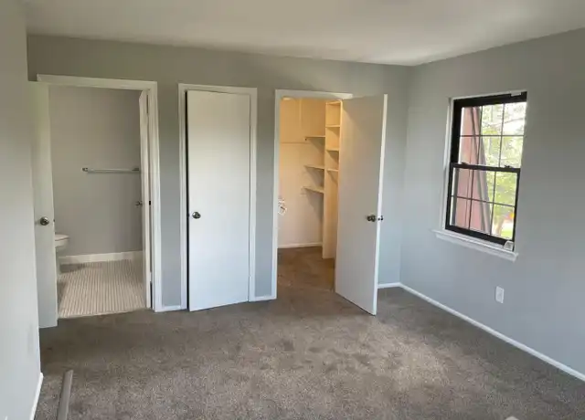 Property at 118 Keystone Ct Unit 118, Woodbridge, NJ, 07095, 2 beds, 2 baths, [object Object]