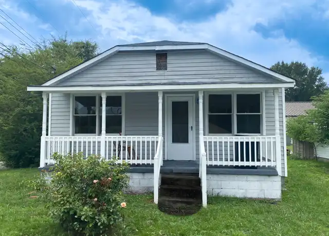 Property at 2300 Raleigh St, Hopewell, VA, 23860, 2 beds, 1 bath, [object Object]