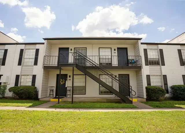 Property at Dwell at 1600 - 1600 Southwest Pkwy, College Station, TX, 77840, 1-3 bed, 1-2.5 bath, [object Object]