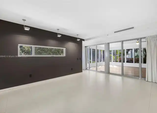 Property at 340 Jefferson Ave #1, Miami Beach, FL, 33139, 2 beds, 2 baths, [object Object]