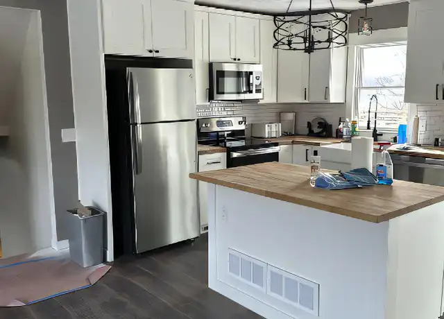 Property at 7411 Pine Island Dr NE, Belmont, MI, 49306, 1 bed, 1 bath, [object Object]
