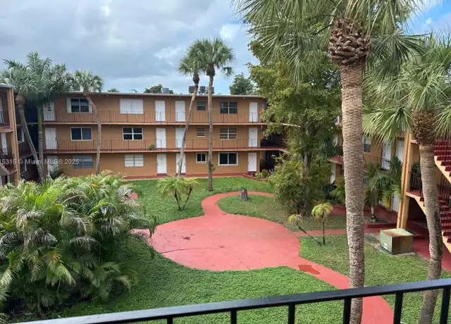 Property at 1230 W 54th St Unit 325A, Hialeah, FL, 33012, 1 bed, 1 bath, [object Object]