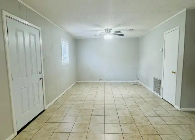 Property at 715 9th St, Nederland, TX, 77627, 2 beds, 1 bath, [object Object]
