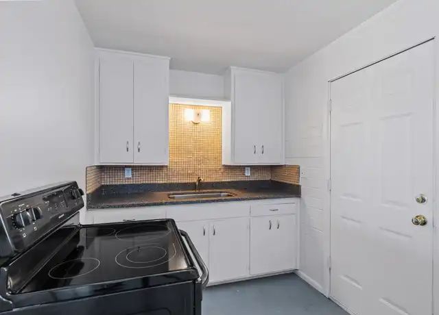 Property at 1104 S Stratton Ln, Tempe, AZ, 85281, 1 bed, 1 bath, [object Object]