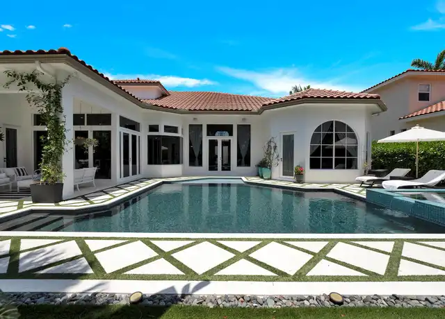 Property at 3477 Lago de Talavera, Wellington, FL, 33467, 6 beds, 6.5 baths, [object Object]