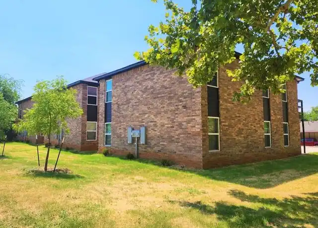 Property at 4101 S Shields Blvd Unit 2a, Oklahoma City, OK, 73129, 3 beds, 2 baths, [object Object]
