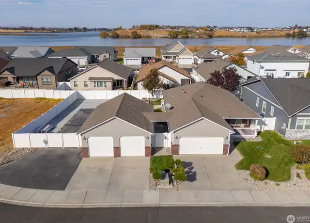 Property at 1300 W Marina Dr #34, Moses Lake, WA, 98837, 2 beds, 2 baths, [object Object]