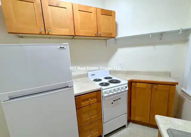 Property at 27 Park Dr Unit 21, Boston, MA, 02215, 1 bed, 1 bath, [object Object]