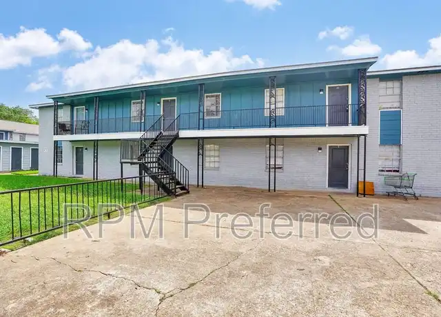 Property at 427 Hollyvale Dr Unit 38, Houston, TX, 77060, 1 bed, 1 bath, [object Object]