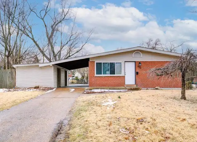 Property at 675 Pimlico Dr, Florissant, MO, 63033, 3 beds, 1 bath, [object Object]