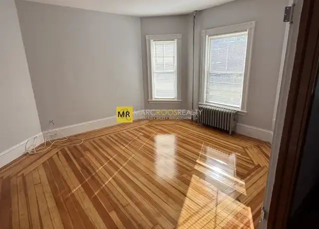 Property at 68 Willow Ave Unit 2, Somerville, MA, 02144, 5 beds, 2 baths, [object Object]