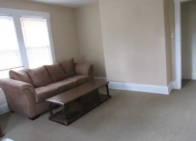 Property at 124 S 7th St Unit 124-2 ADV, Indiana, PA, 15701, 2 beds, 1 bath, [object Object]