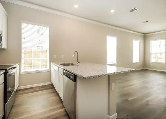 Property at Lakeside Conroe - 9913 Crescent Cove Dr, Montgomery, TX, 77356, 3-4 beds, 2.5-3.5 baths, [object Object]