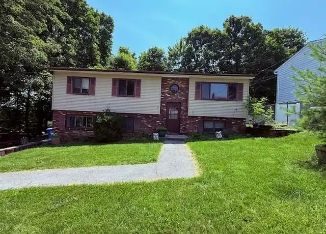 Property at 2 Mountain Ave Unit 1, Middletown, NY, 10940, 3 beds, 1 bath, [object Object]
